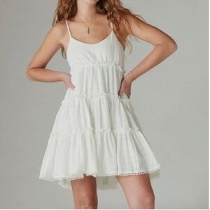 NEW Sugar + Lips white Melly Sundress, Med.  LG695